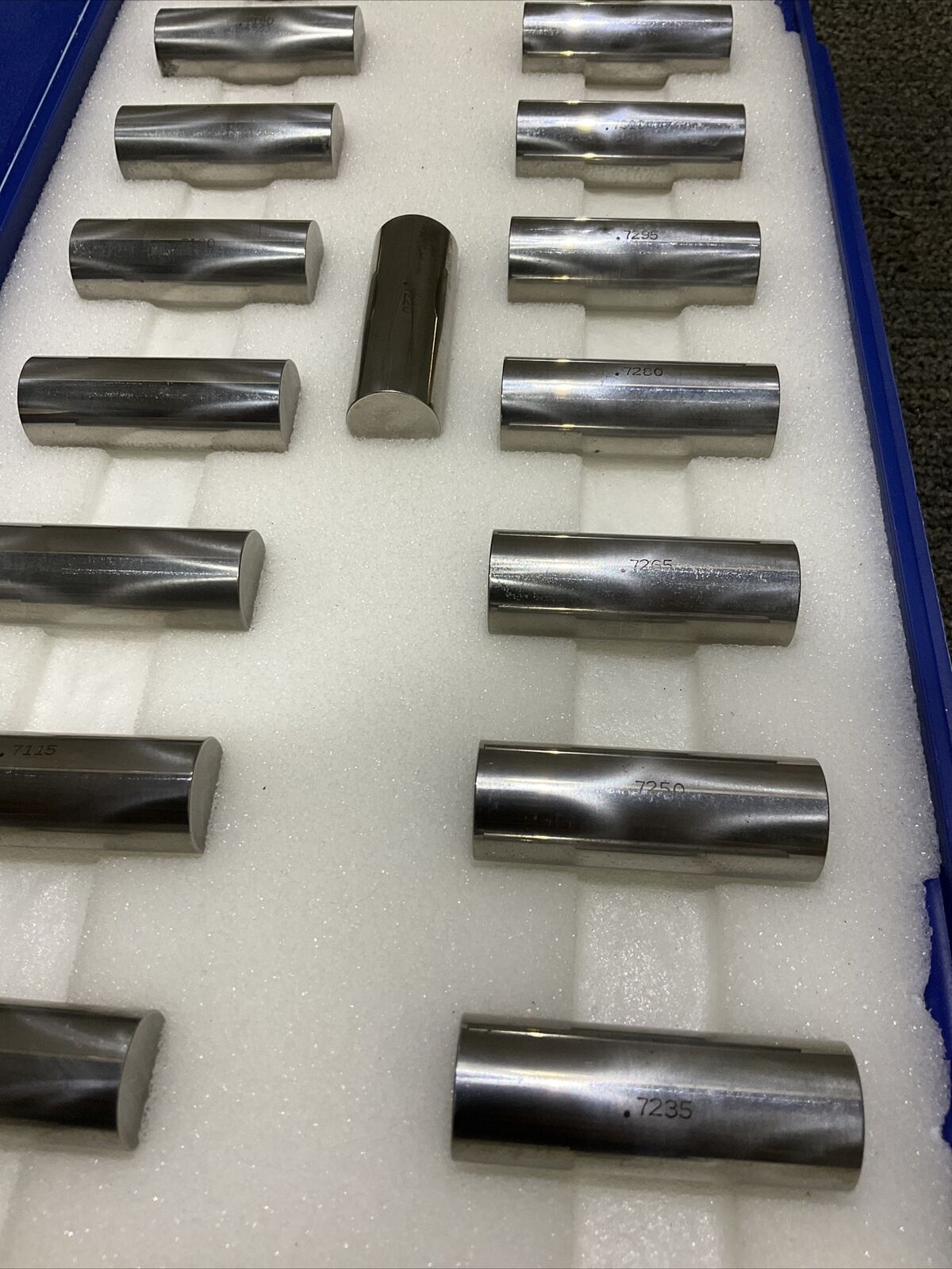 VAN KEUREN .7100-.7220  17 PIECE PIN GAUGE SET 333