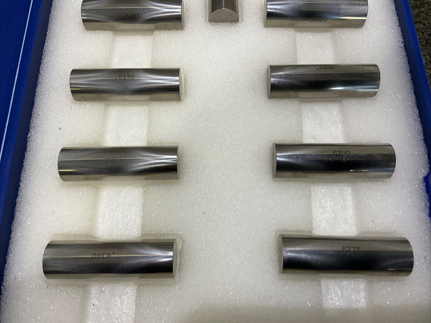 VAN KEUREN .6140-.638 17 PIECE PIN GAUGE SET 333