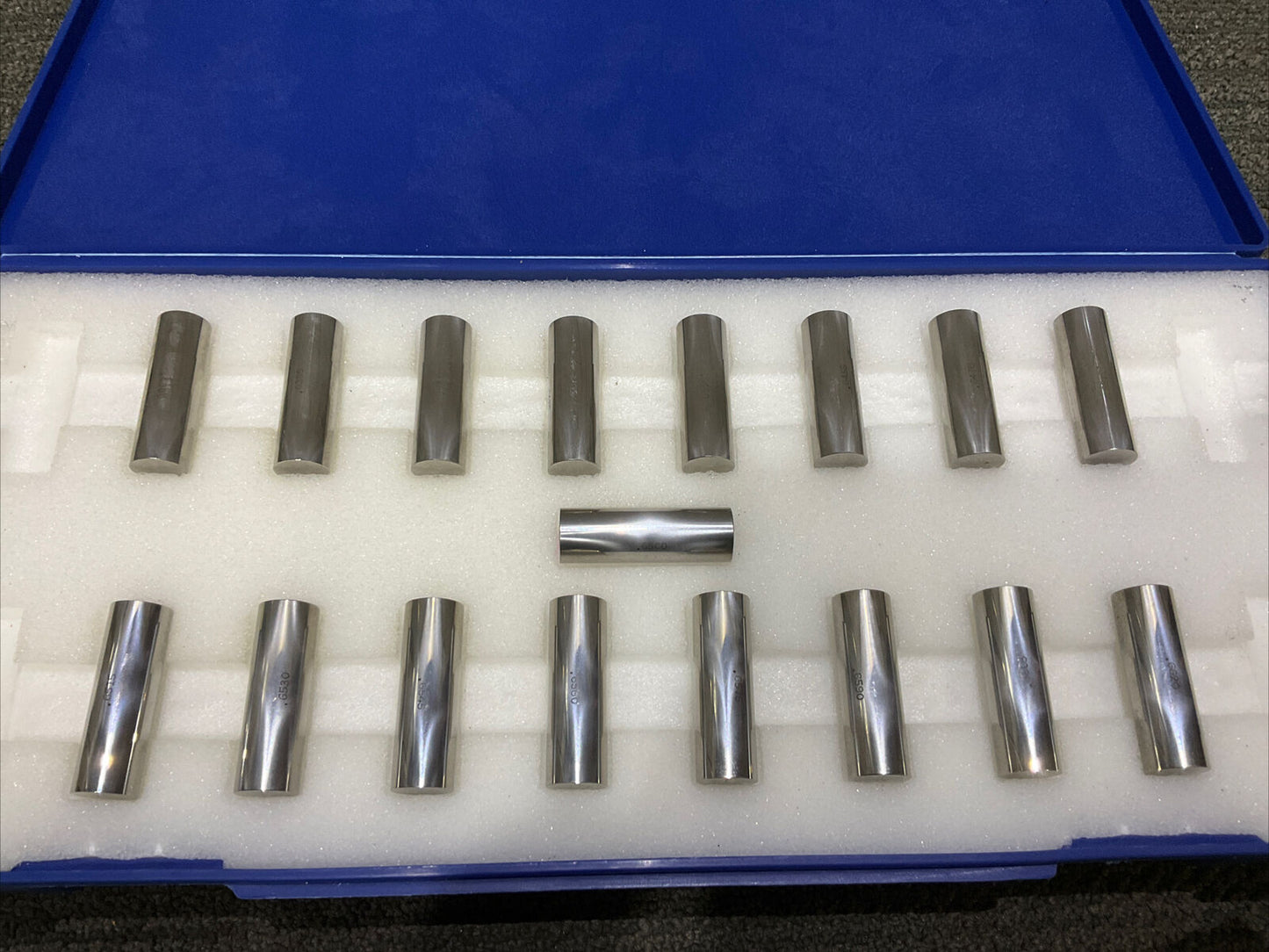 VAN KEUREN .6380-.6620 17 PIECE THREAD WIRE SET 333