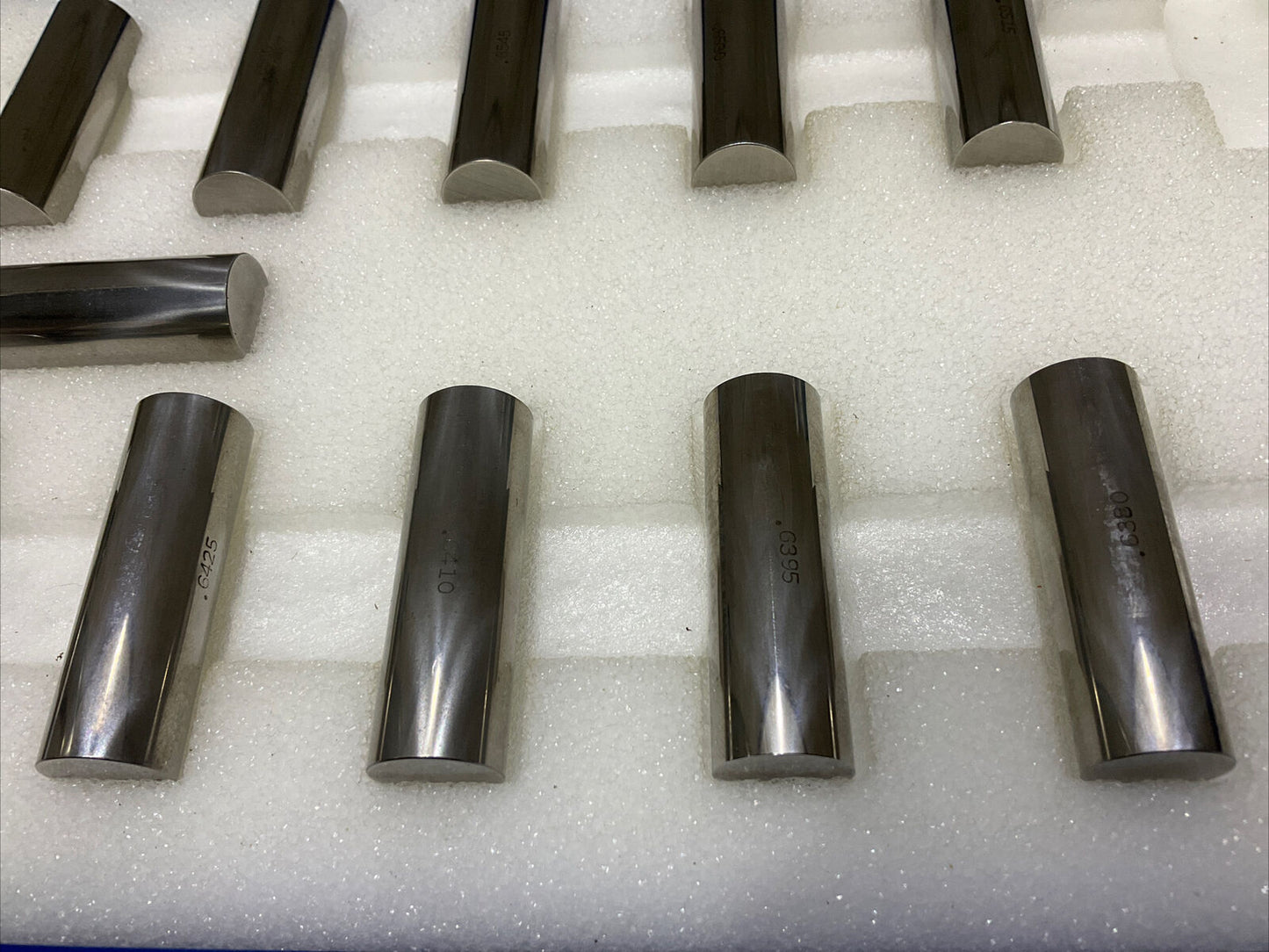 VAN KEUREN .6380-.6620 17 PIECE THREAD WIRE SET 333