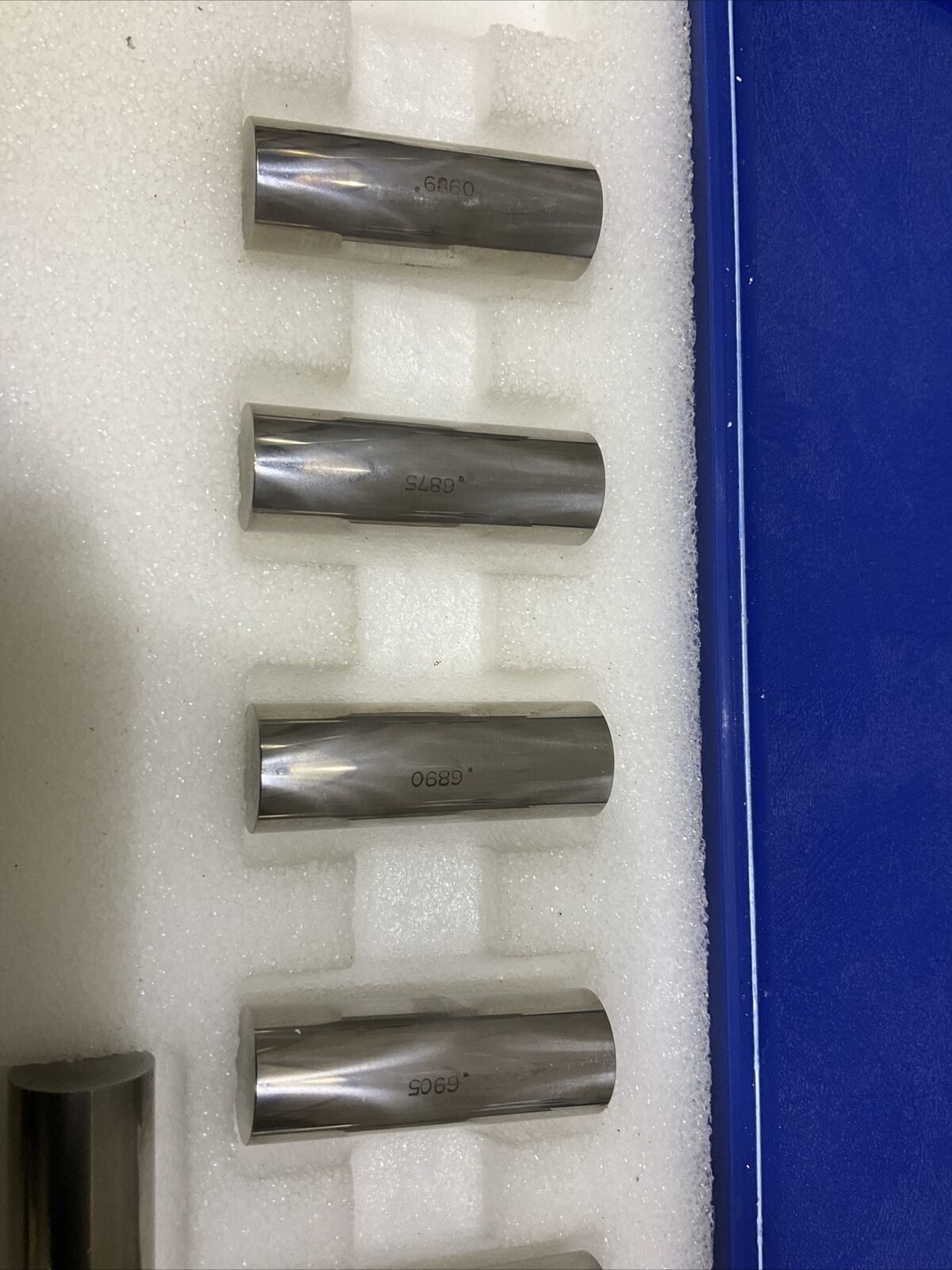VAN KEIREN .6860-.7100 17 PIECE PIN GAUGE SET 333