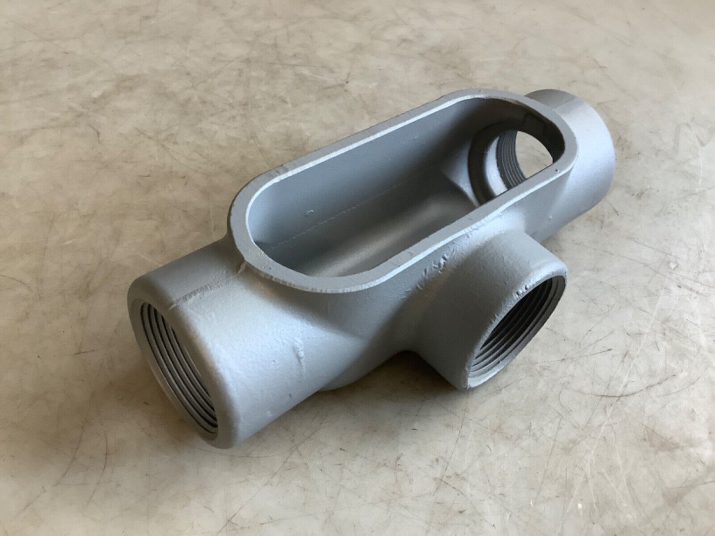 APPLETON T57-SA CONDUIT BODY TYPE T 1-1/2IN 678