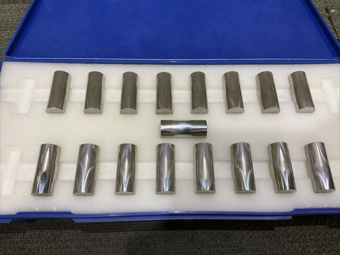 VAN KEUREN .8060-.8300 17 PIECE PIN GAUGE SET 333