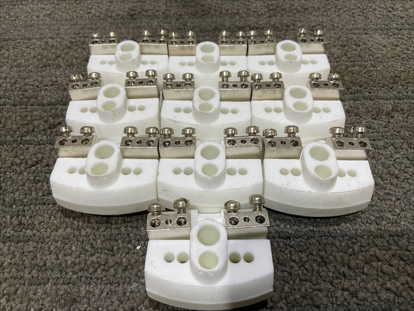 SANDELIUS CP102 CERAMIC 2 TERMINAL BLOCK 100 SERIES 678 LOT OF 10