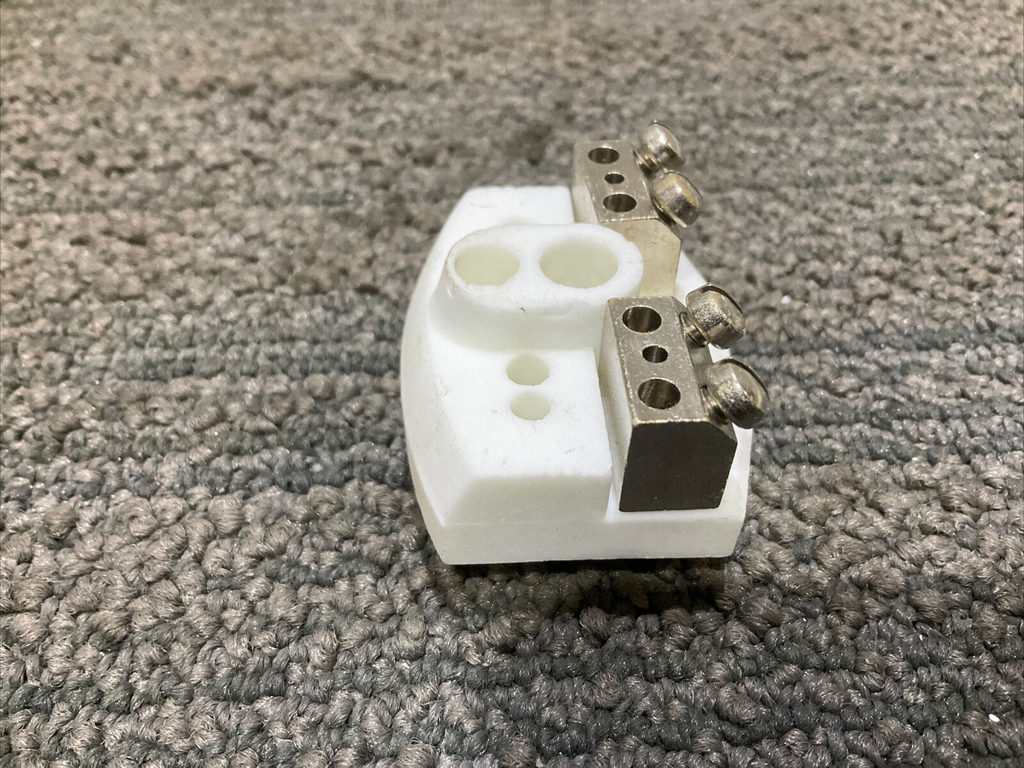 SANDELIUS CP102 CERAMIC 2 TERMINAL BLOCK 100 SERIES 678 LOT OF 10