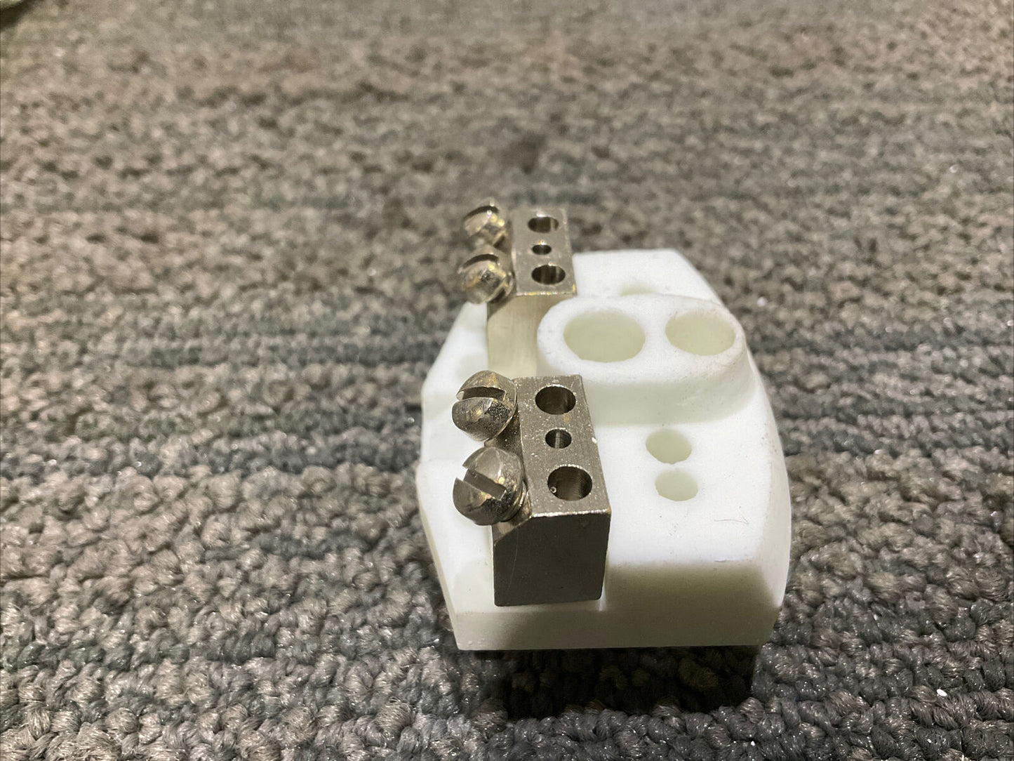 SANDELIUS CP102 CERAMIC 2 TERMINAL BLOCK 100 SERIES 678 LOT OF 10