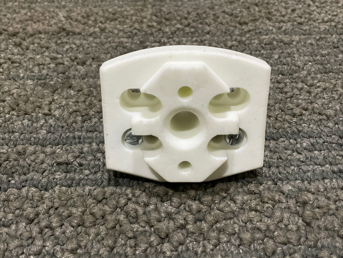 SANDELIUS CP102 CERAMIC 2 TERMINAL BLOCK 100 SERIES 678 LOT OF 10