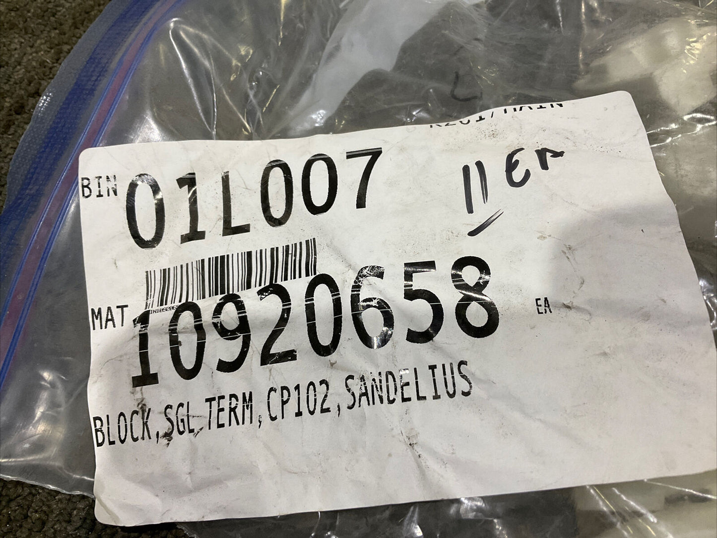 SANDELIUS CP102 CERAMIC 2 TERMINAL BLOCK 100 SERIES 678 LOT OF 10