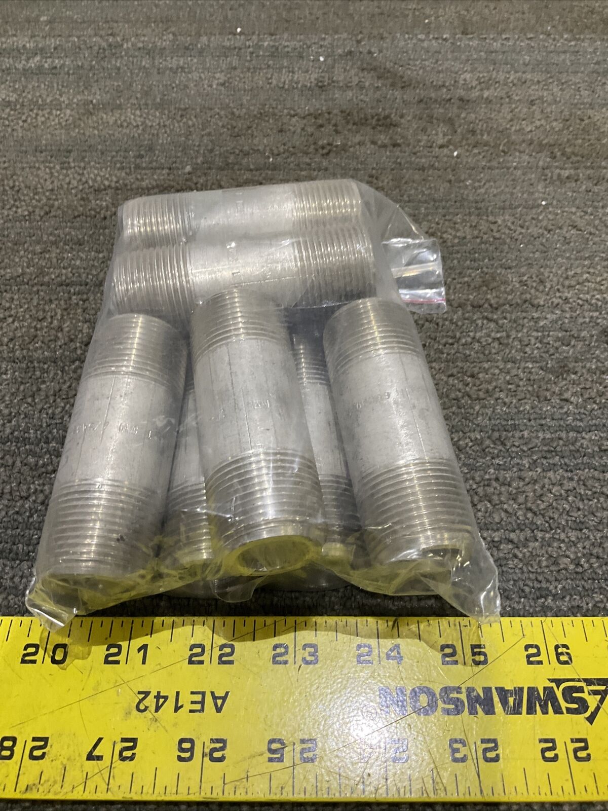 WM 1 S/160 A/SA312 T316/LS Q6499 STAINLESS STEEL PIPE NIPPLE 678 LOT OF 9