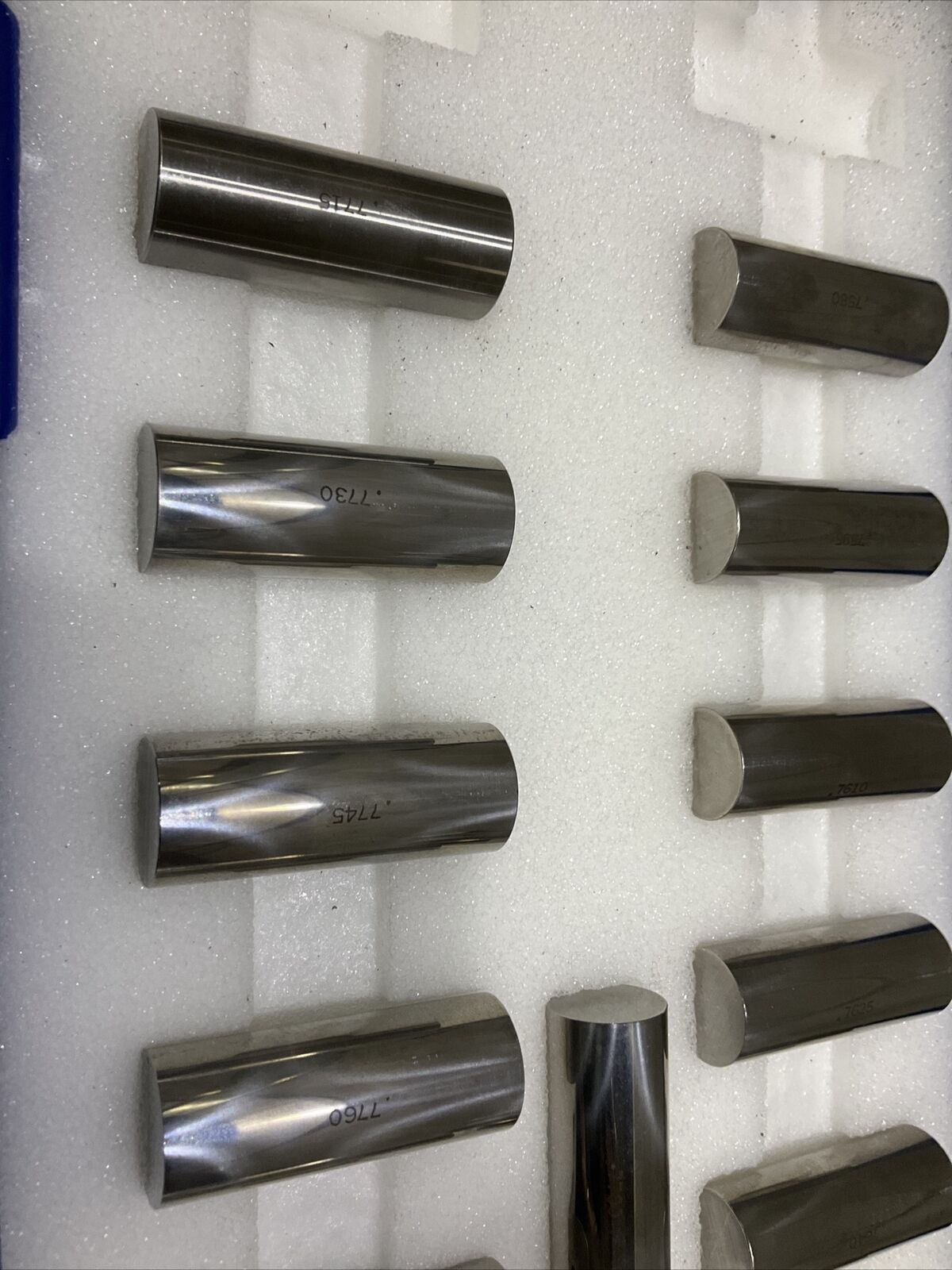 VAN KEUREN .7580-.7820 17 PIECE PIN GAUGE SET 333