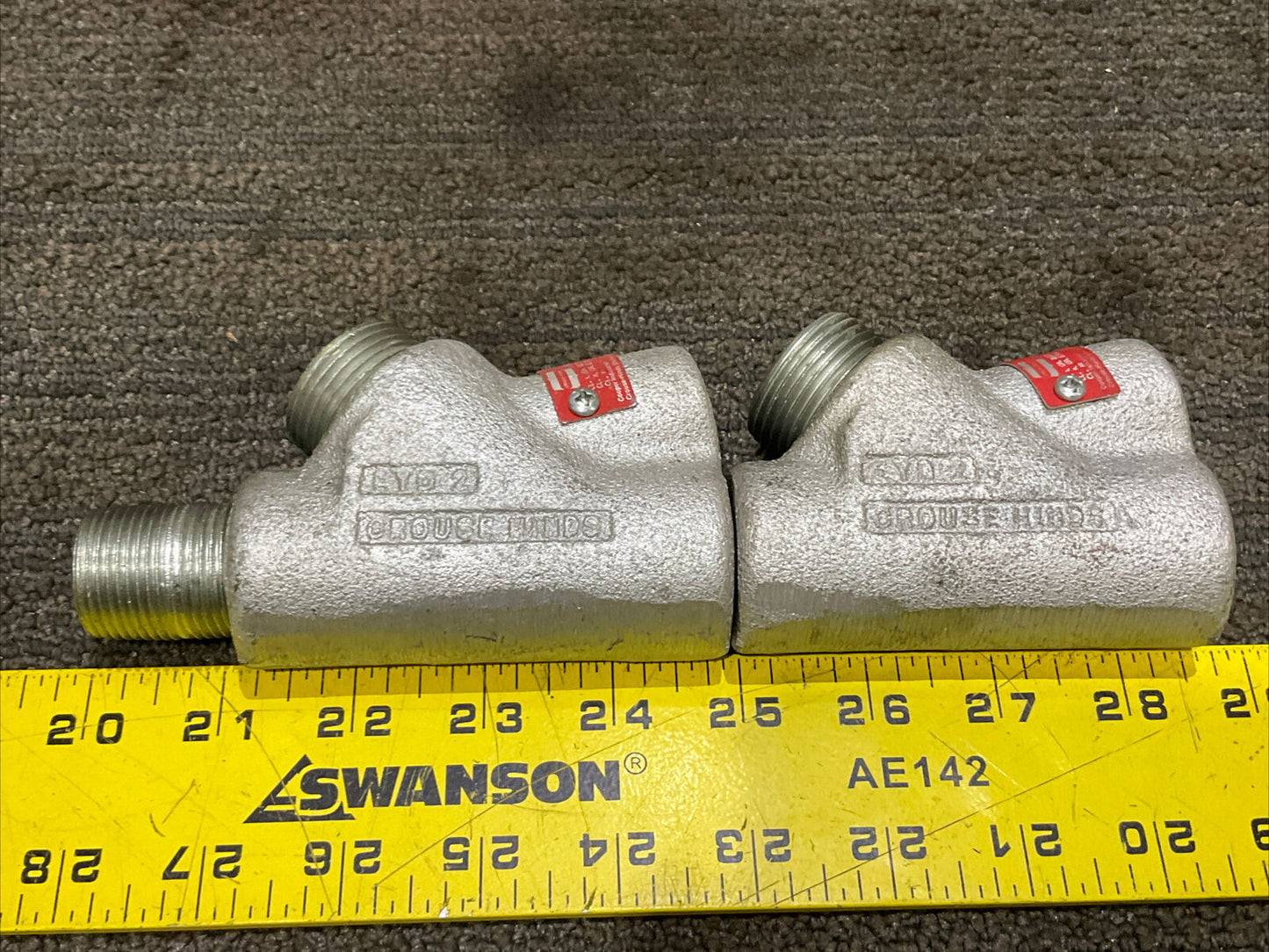 COOPER CROUSE-HINDS EYD216 3/4” MALE/FEMALE HUB SEALING FITTING 678 LOT OF 5