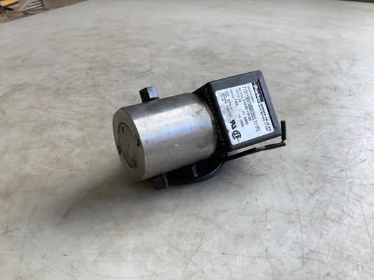 PARKER 71311SN1MM00N0L111P3 SOLENOID VALVE 10W 7/64IN 678