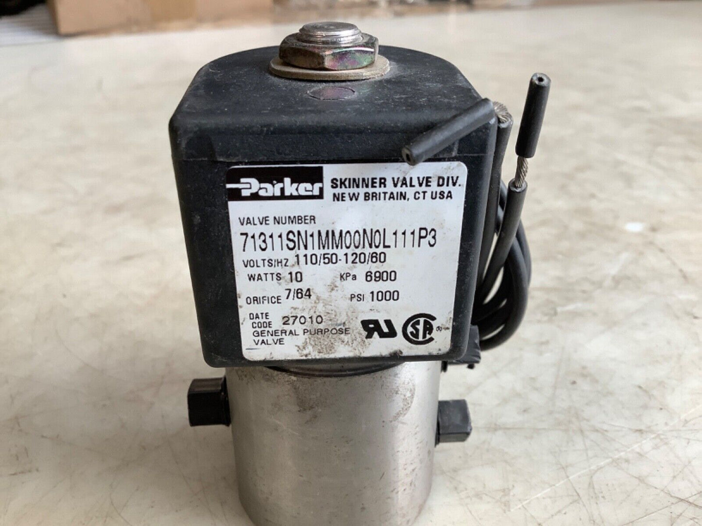 PARKER 71311SN1MM00N0L111P3 SOLENOID VALVE 10W 7/64IN 678