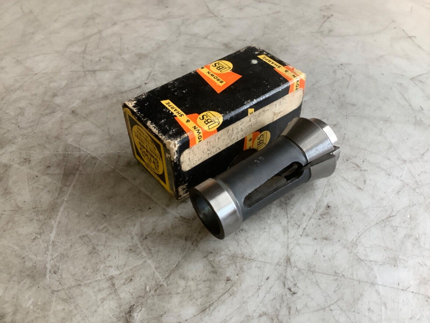 BROWN & SHARPE 710-1023-110 SPRING COLLET NO.10 ROUND 23/64IN 333