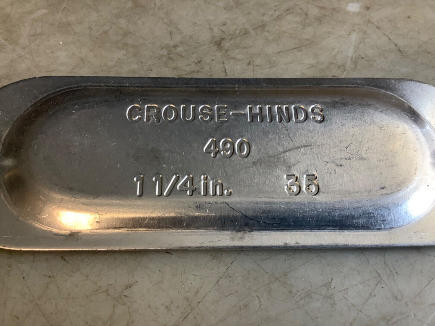 CROUSE HINDS 490 CONDUIT BODY COVER MARK 9 1-1/4IN 678 - QTY 5