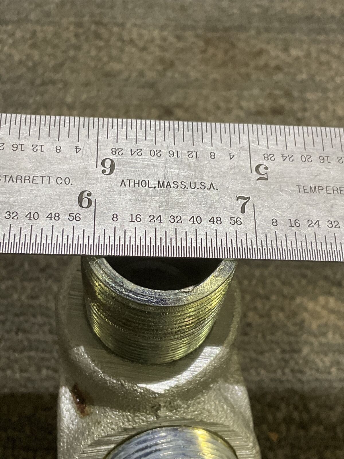 COOPER CROUSE-HINDS EYD216 M & F HUB SEALING FITTING W/ DRAINS 678 LOT OF 5