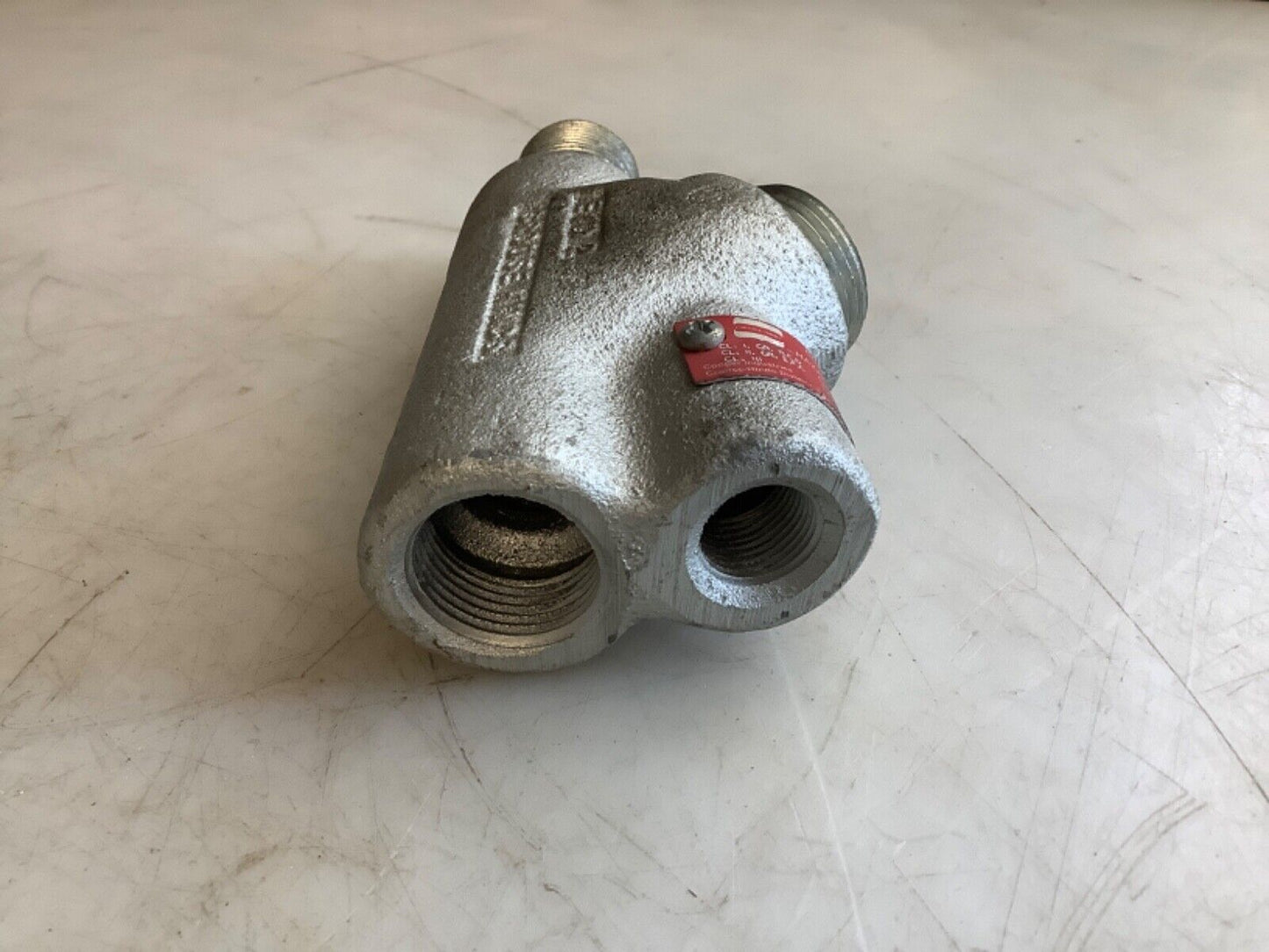 CROUSE HINDS EYD216 CONDUIT SEALING FITTING 678 - QTY 4