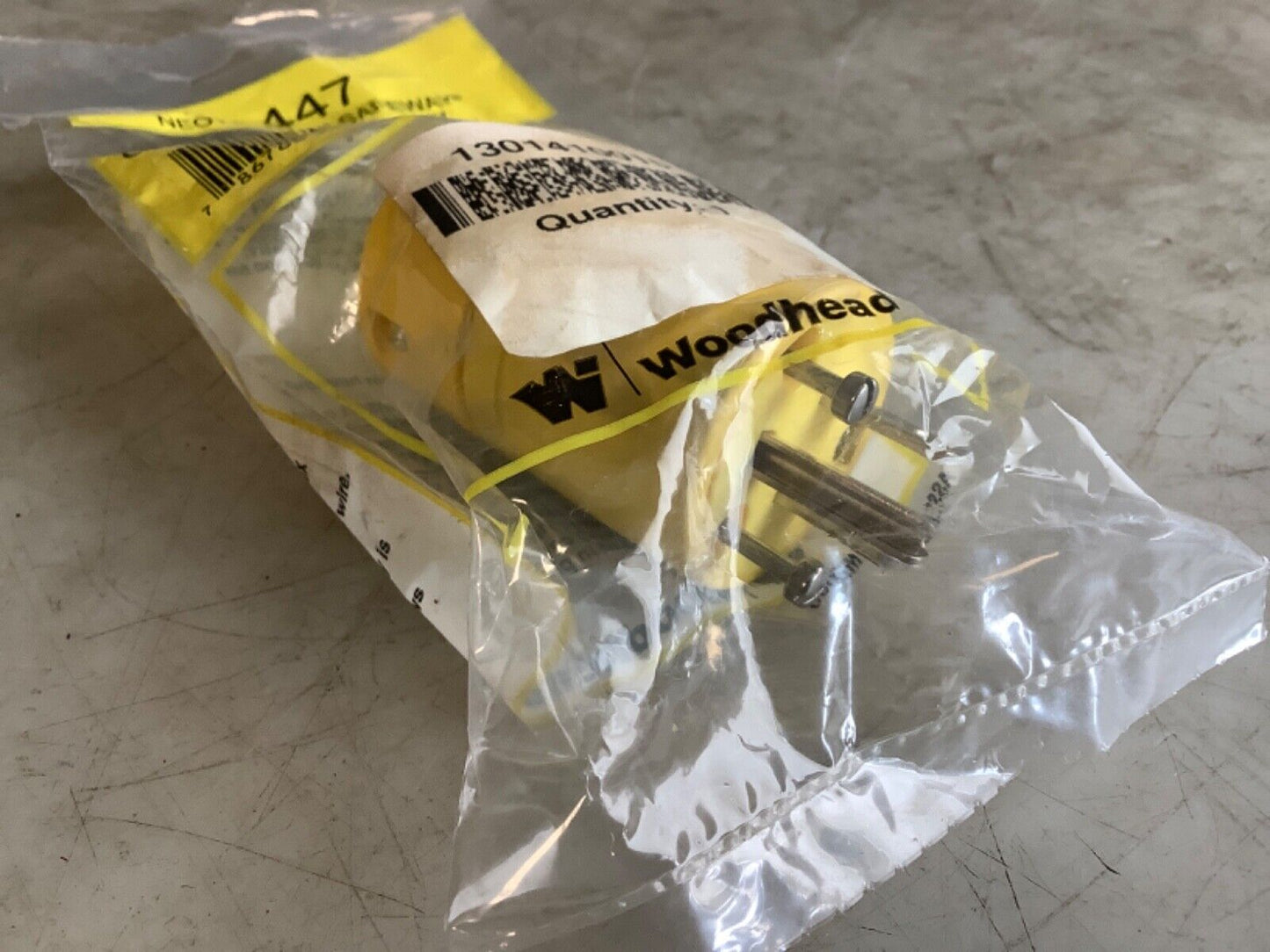 WOODHEAD 1447 SUPER SAFEWAY PLUG YELLOW 125V 5-15P 15A 222
