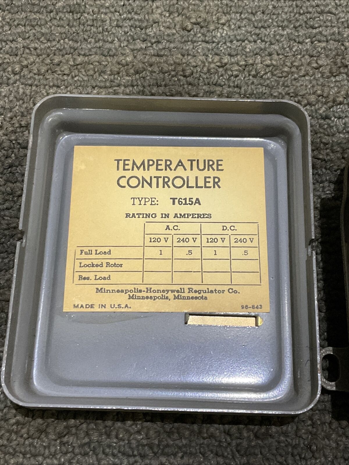 HONEYWELL T615A16371 TEMPERATURE CONTROLLER 444