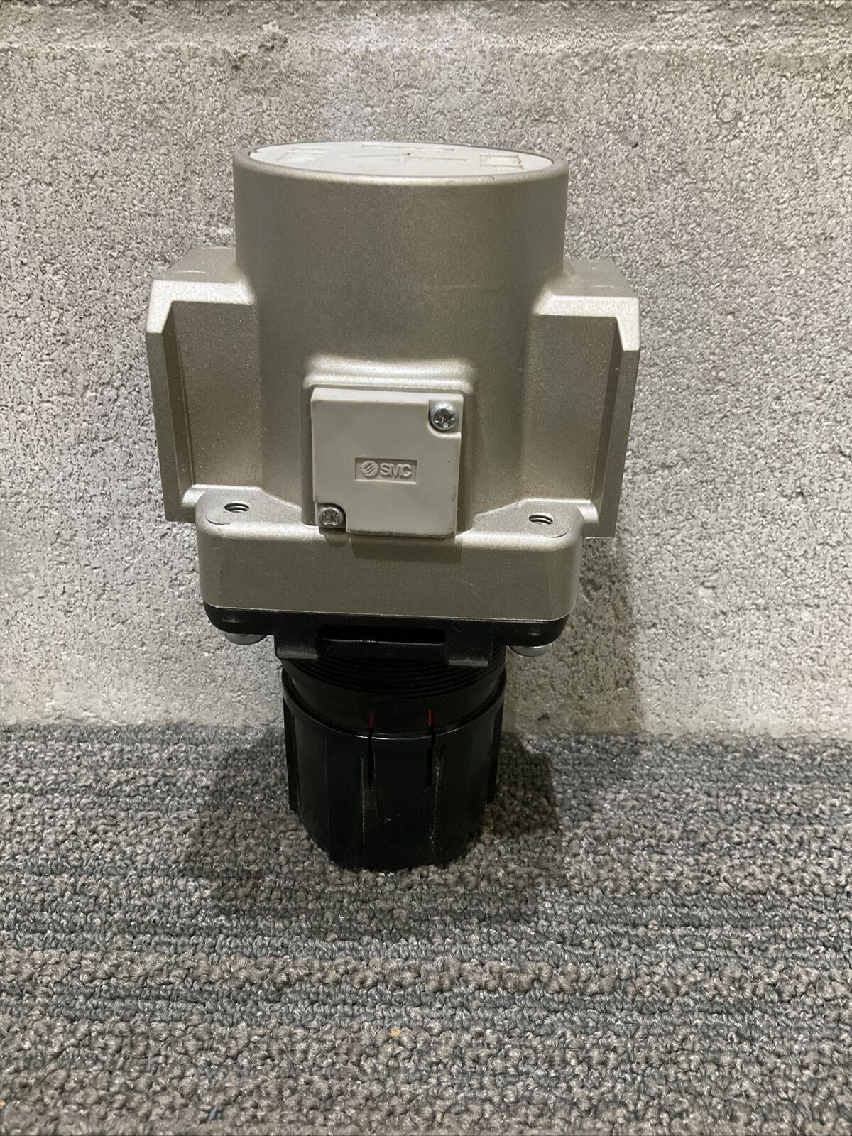 SMC AR60N10Z PRESSURE REGULATOR 7-125 PSI 222