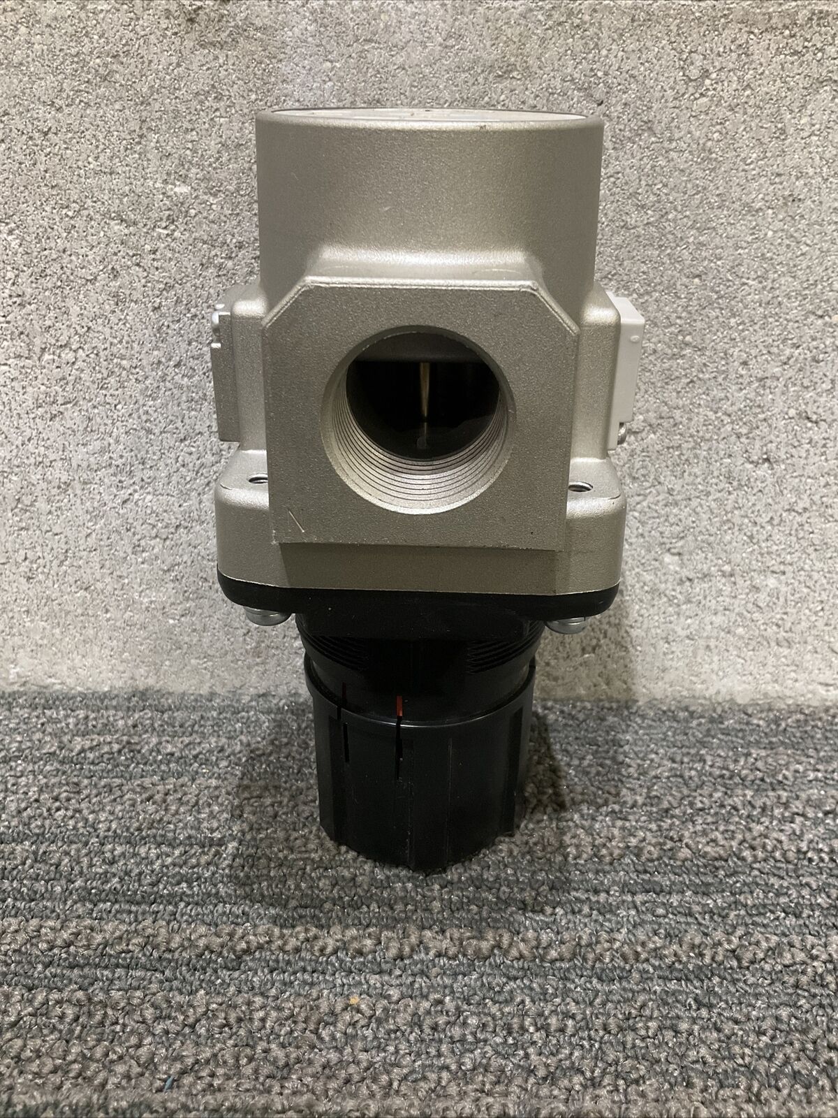 SMC AR60N10Z PRESSURE REGULATOR 7-125 PSI 222