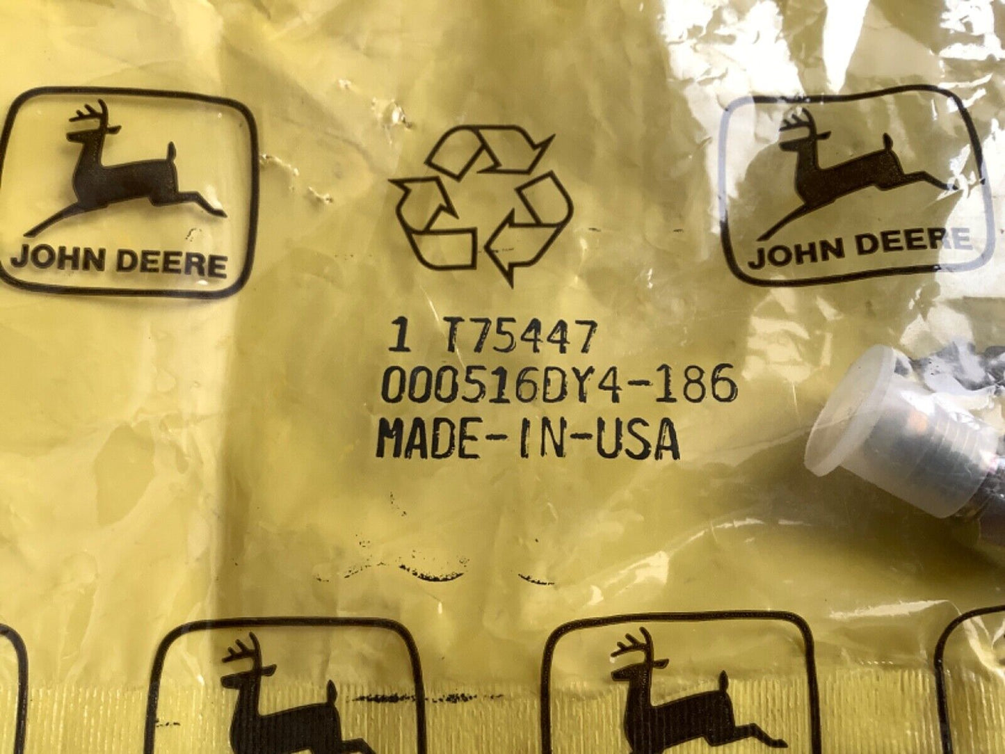 JOHN DEERE T75447 ELBOW FITTING