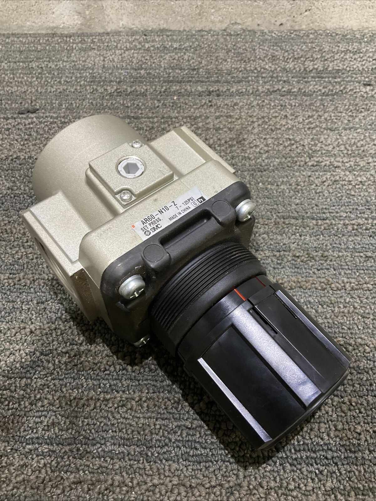 SMC AR60N10Z PRESSURE MODULAR REGULATOR 125 PSI 222