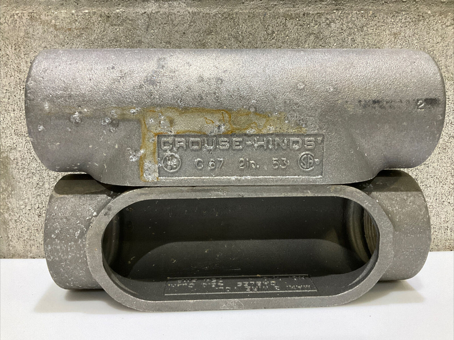 COOPER CROUSE HINDS C67 SA CONDUIT OUTLET BODY FORM 7 2IN 678 LOT OF 2