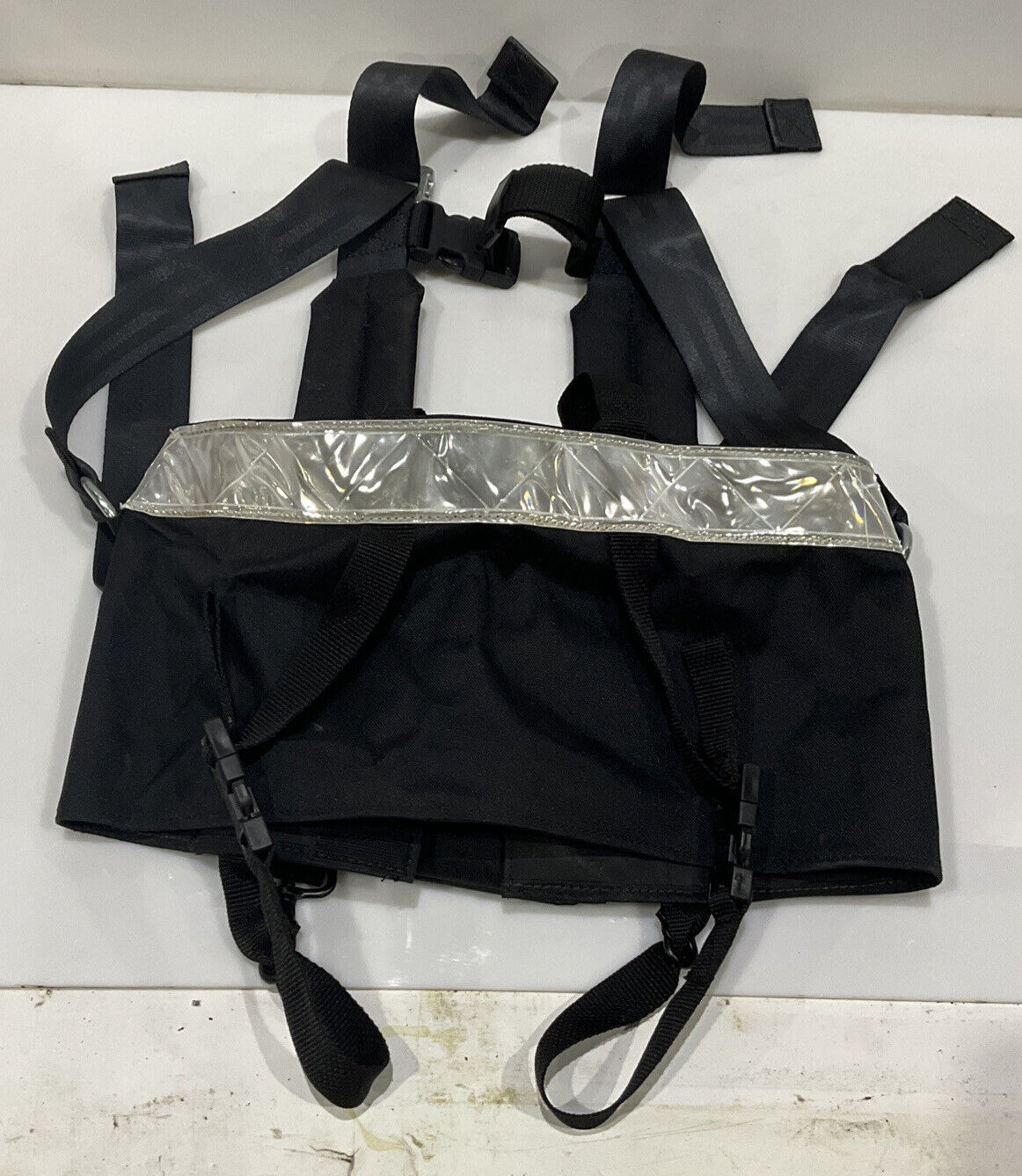 BLACK REFLECTIVE SAFETY HARNESS FALL PROTECTION