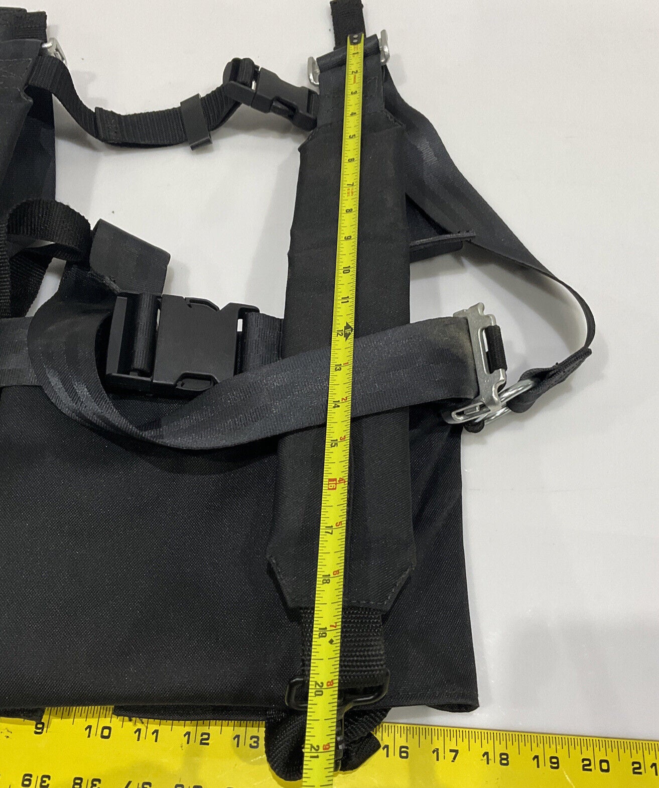 BLACK REFLECTIVE SAFETY HARNESS FALL PROTECTION