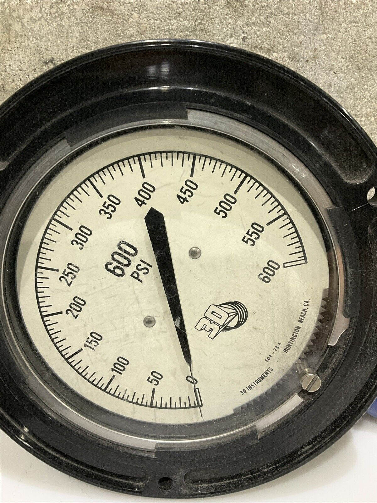 3D INSTRUMENTS 25504-28C11 5IN 1/4 IN NPT 0-600 PSI  PRESSURE GAUGE 476