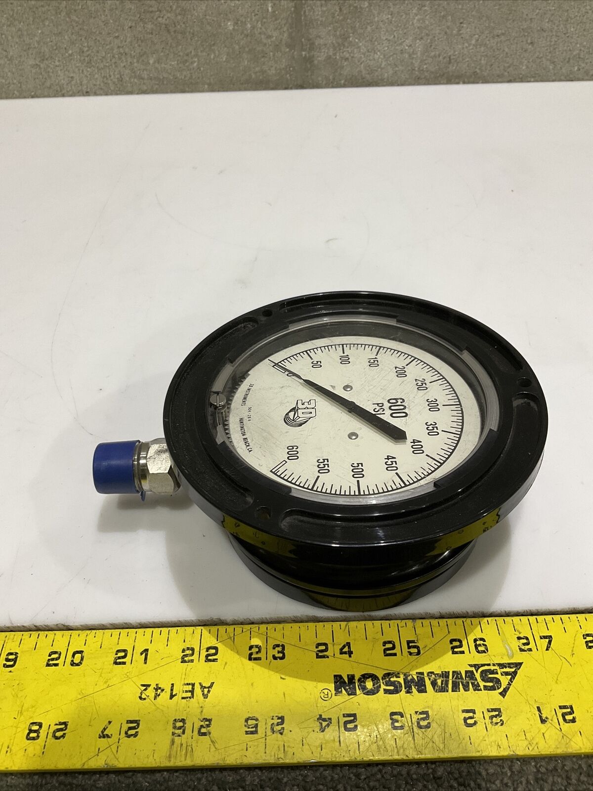 3D INSTRUMENTS 25504-28C11 5IN 1/4 IN NPT 0-600 PSI  PRESSURE GAUGE 476