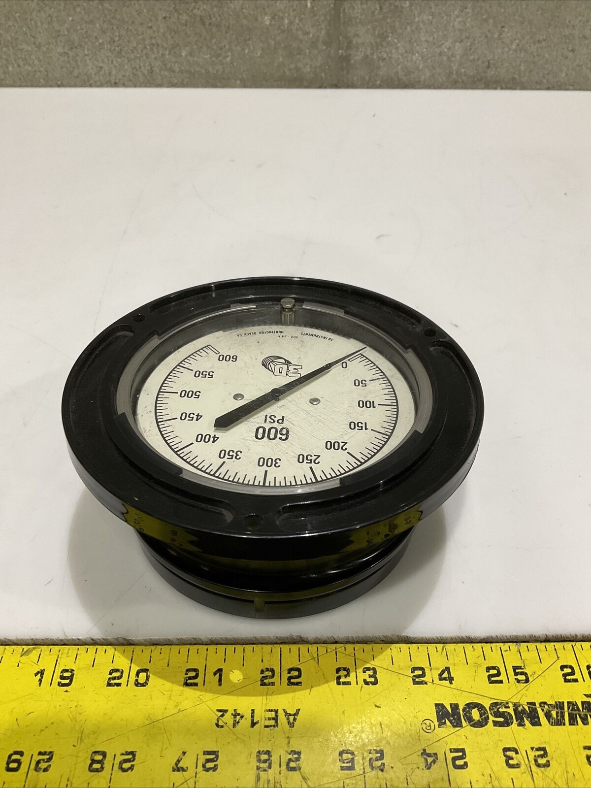 3D INSTRUMENTS 25504-28C11 5IN 1/4 IN NPT 0-600 PSI  PRESSURE GAUGE 476