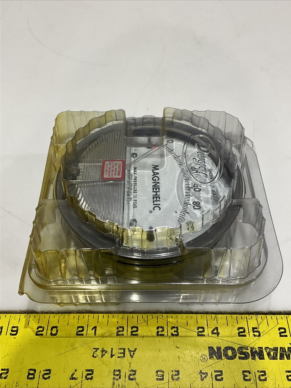 DWYER W40W DR 2120 MAGNEHELIC  DIFFERENTIAL PRESSURE  GAUGE 15 PSIG 476