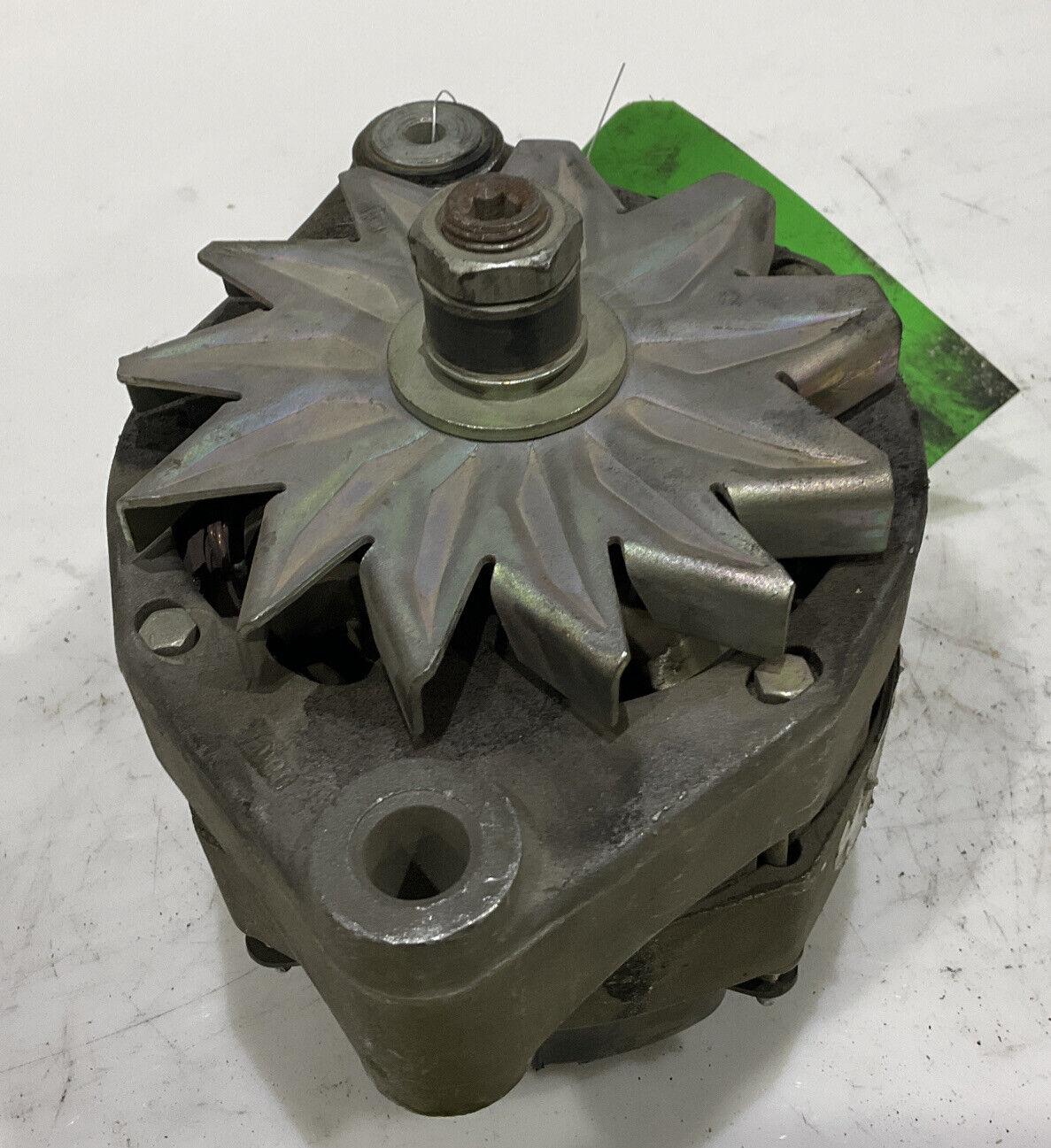 HUGO 13 0372 ALTERNATOR 28V VALEO 60A
