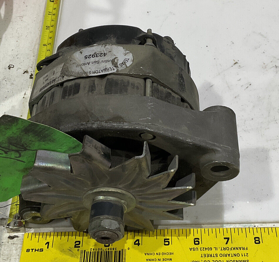 HUGO 13 0372 ALTERNATOR 28V VALEO 60A