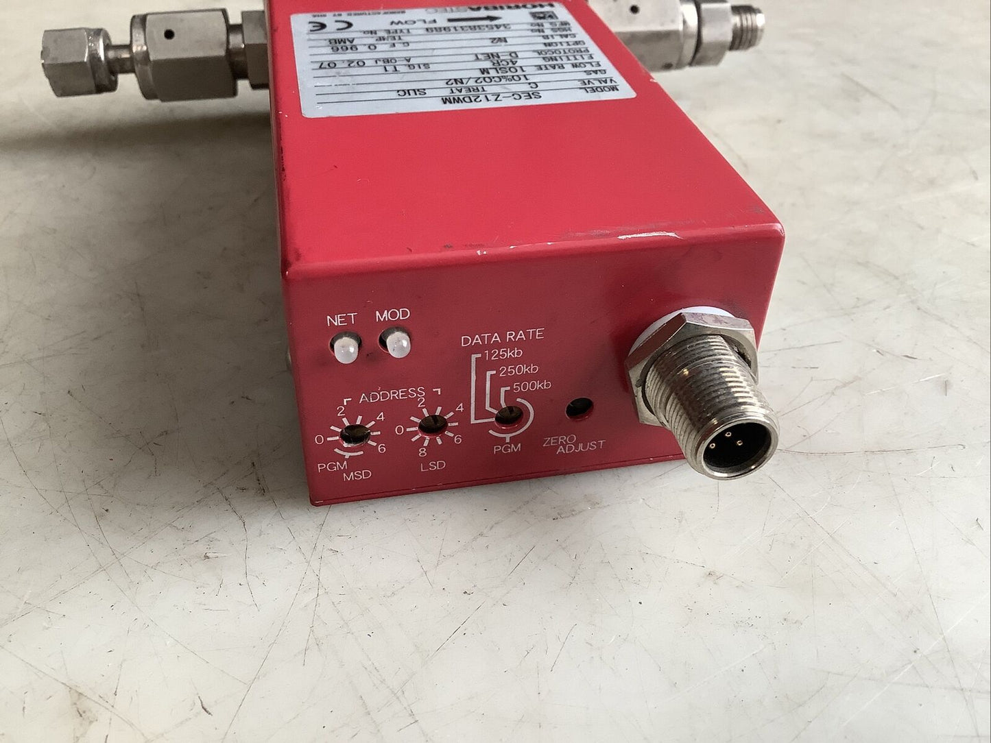 HORIBA SEC-Z12DWM MASS FLOW CONTROLLER 4 SLM 10% CO2/N2 4CR 476