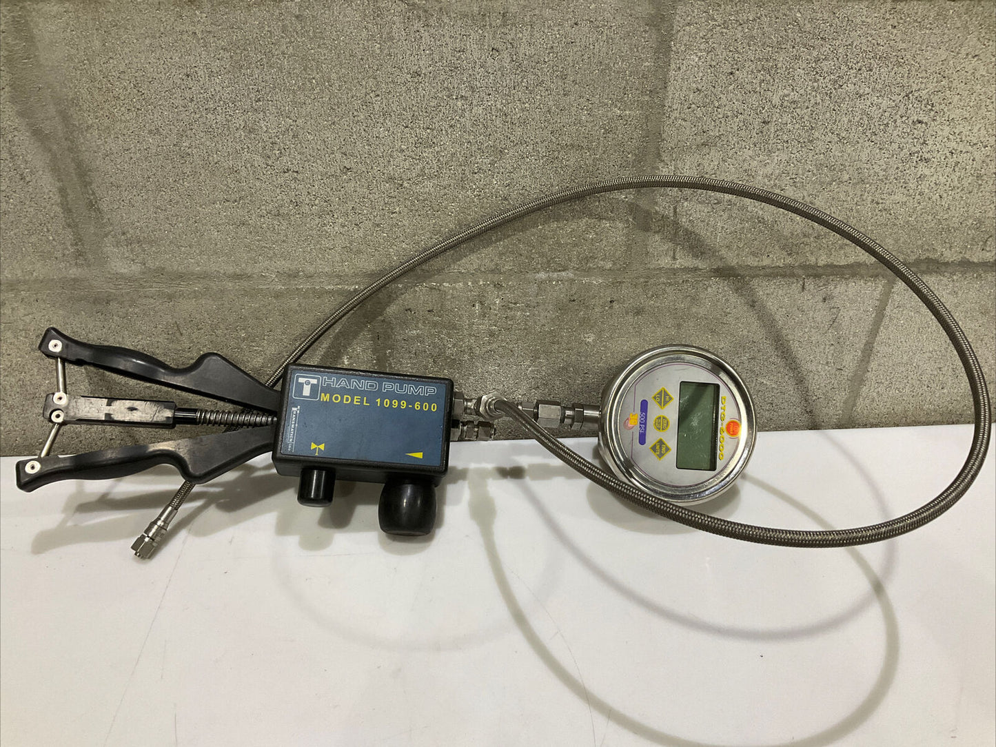 TRANSMATION 1099-600 PNP-600PSI HAND PUMP DTG-6000 65514-27B55 500 PSI GAUGE 476