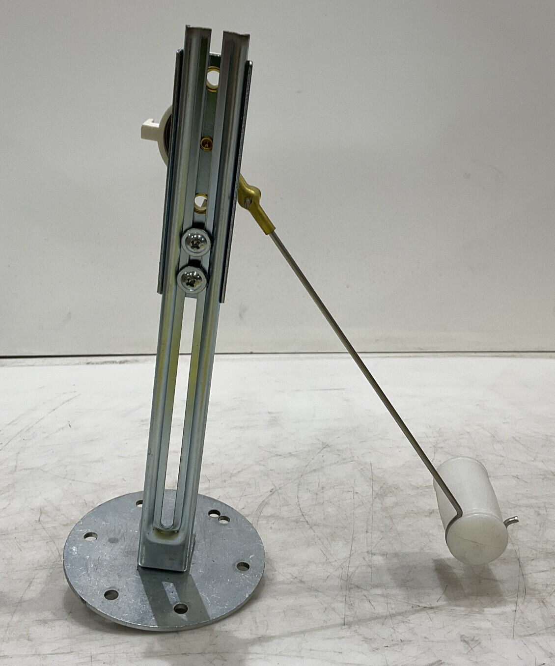 INTERNATIONAL OEM 387683C1 FUEL FLOAT GAUGE 476