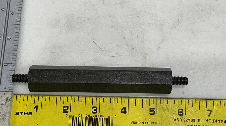 JOHN DEERE M134441 EQUIPMENT BAR 476