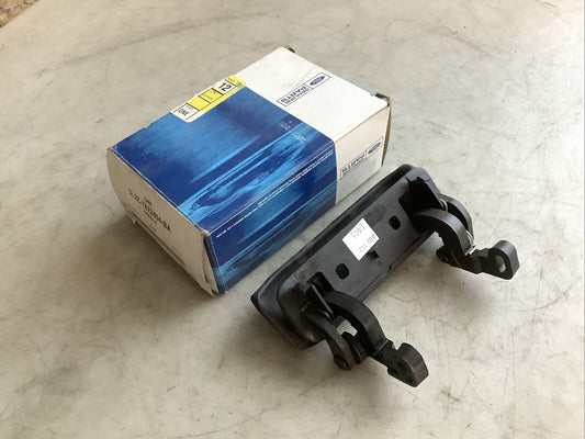 FORD 3L2Z-7822404-BA HANDLE 476