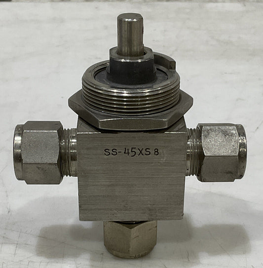 SWAGELOK SS-45XS8 3 WAY BALL VALVE 476