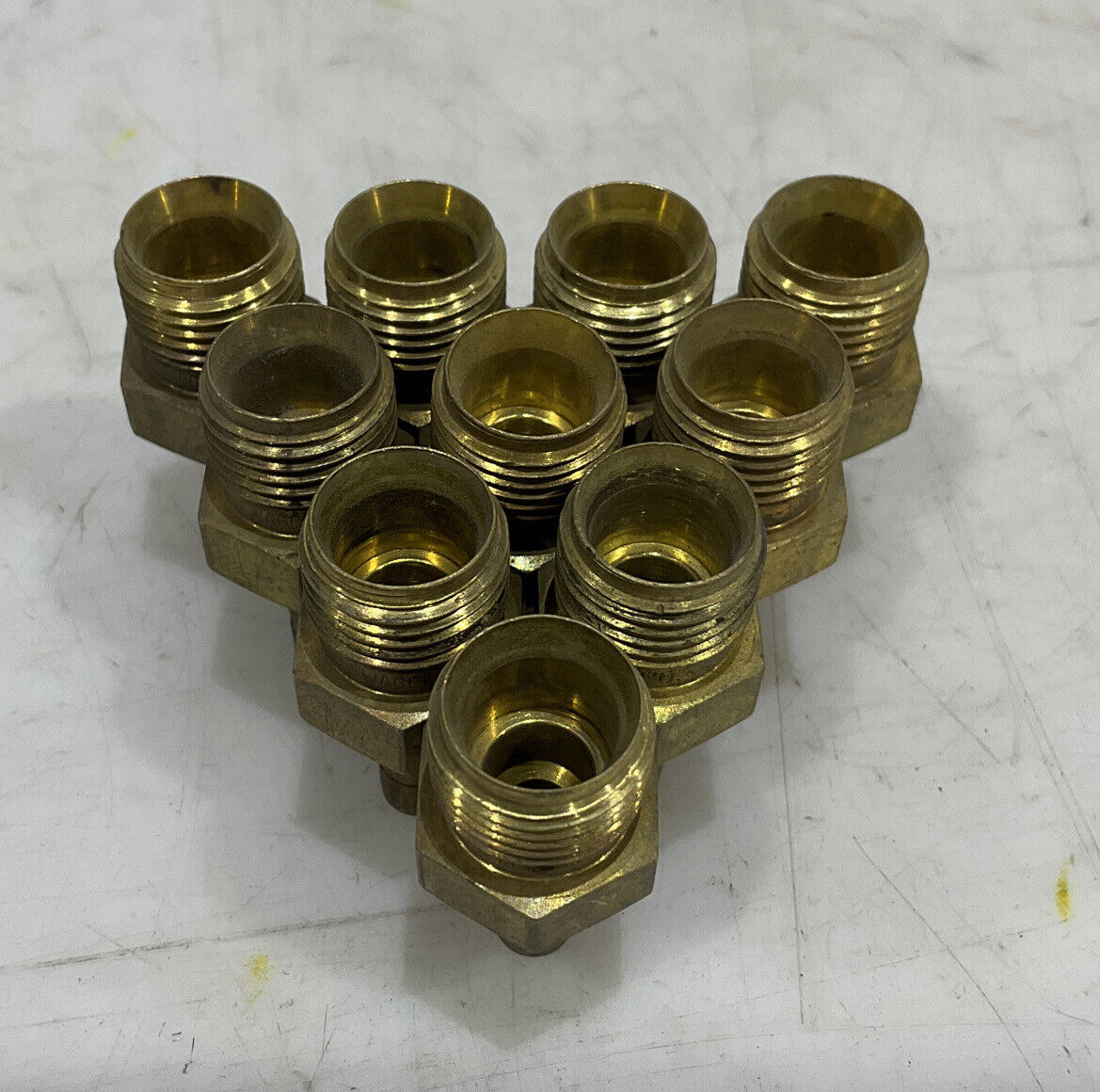 SWAGELOK B-6-MTA-1-4RS MAKE TUBE ADAPTER LOT OF 10 476