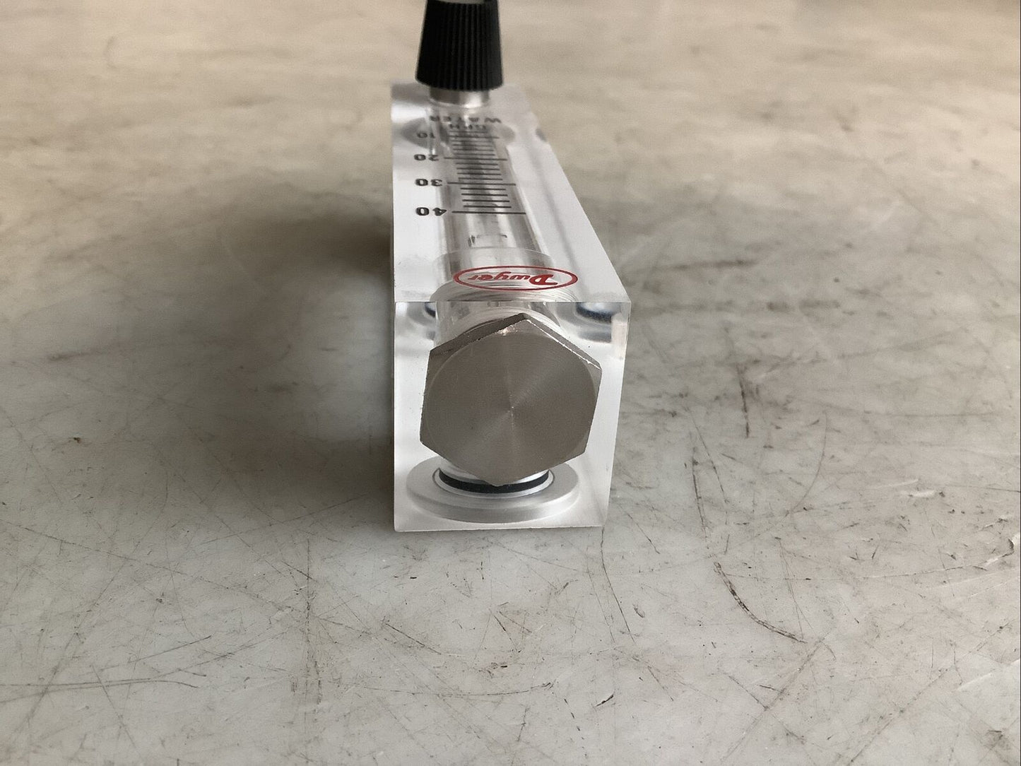 DWYER VFA-44-SSV FLOW METER 2IN 8-40GPH 476