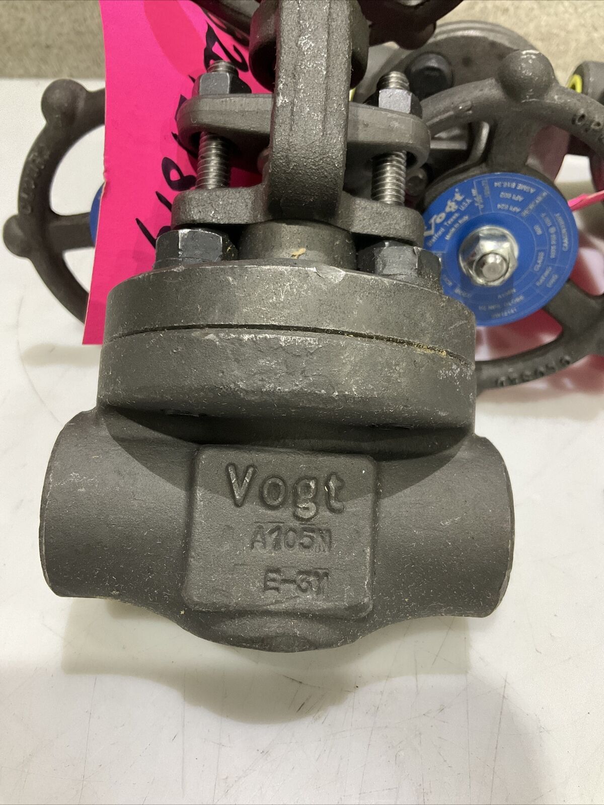 VOGT SW12141 GLOBE VALVE A195N BODY 1975 PSI 100 F 1/2” 800 CLASS LOT OF 4 373