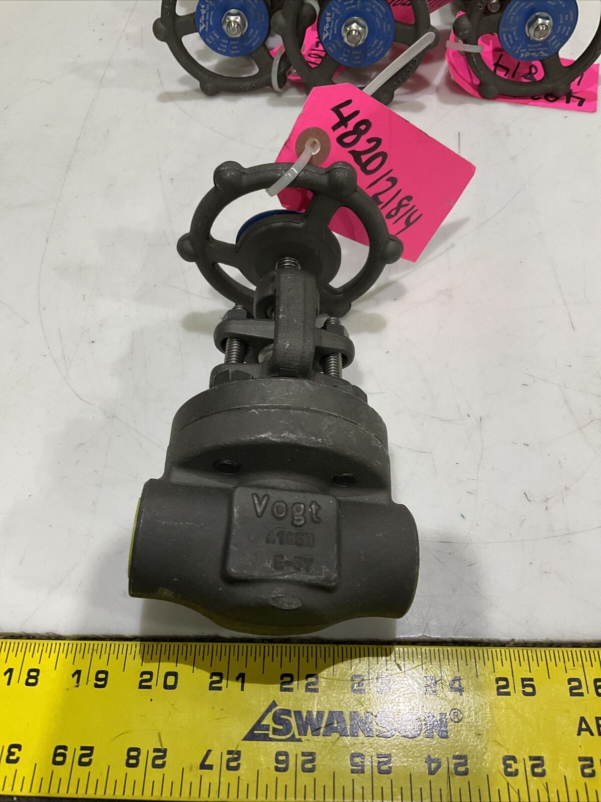 VOGT SW12141 GLOBE VALVE A195N BODY 1975 PSI 100 F 1/2” 800 CLASS LOT OF 4 373