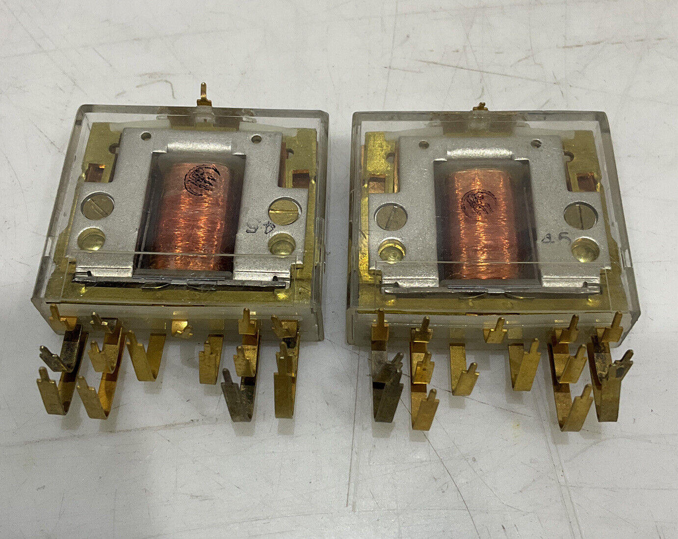 POTTER AND BRUMFIELD R40-E0071-1 24VDC 1945166A4 LOT OF 2 373