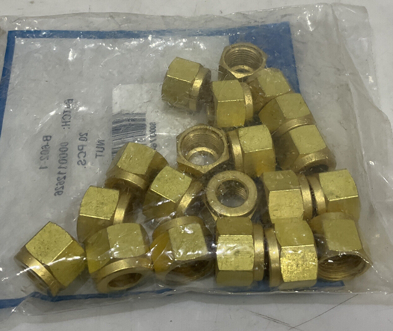 SWAGELOK B-602-1 NUT LOT OF 20 373