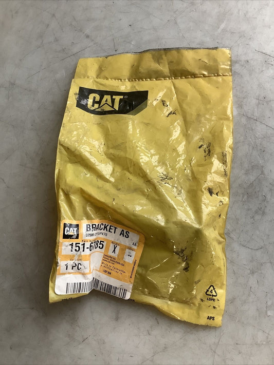 CAT 151-6785 BRACKET 476