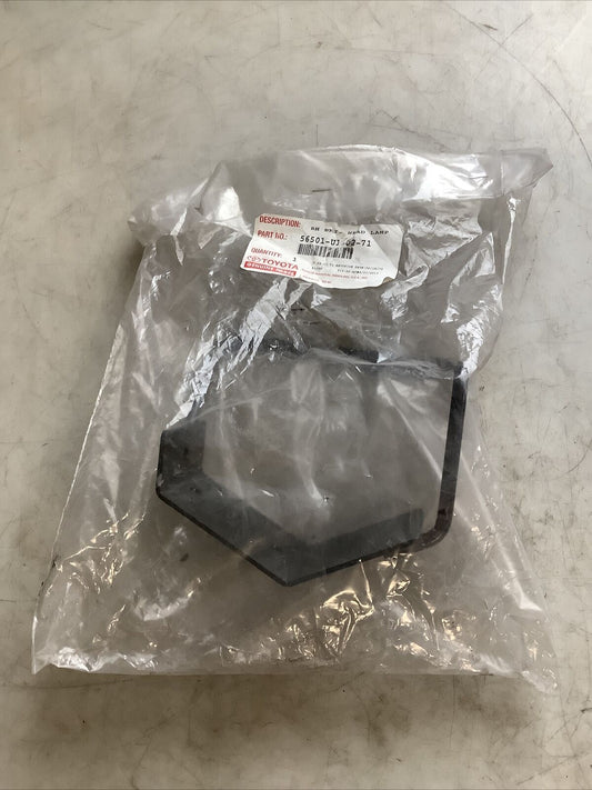 TOYOTA 56501-U1302-71 RIGHT HAND HEAD LAMP BRACKET 476